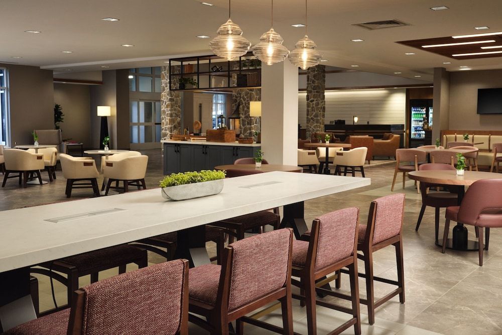 Inn at Bellefield / Hyde Park, Residence Inn by Marriott 3