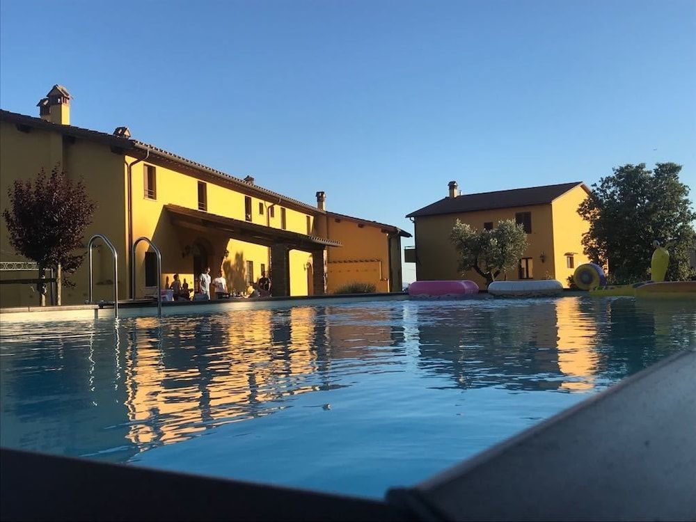 Agriturismo Podere Casalone -1 estrellas en Limite
