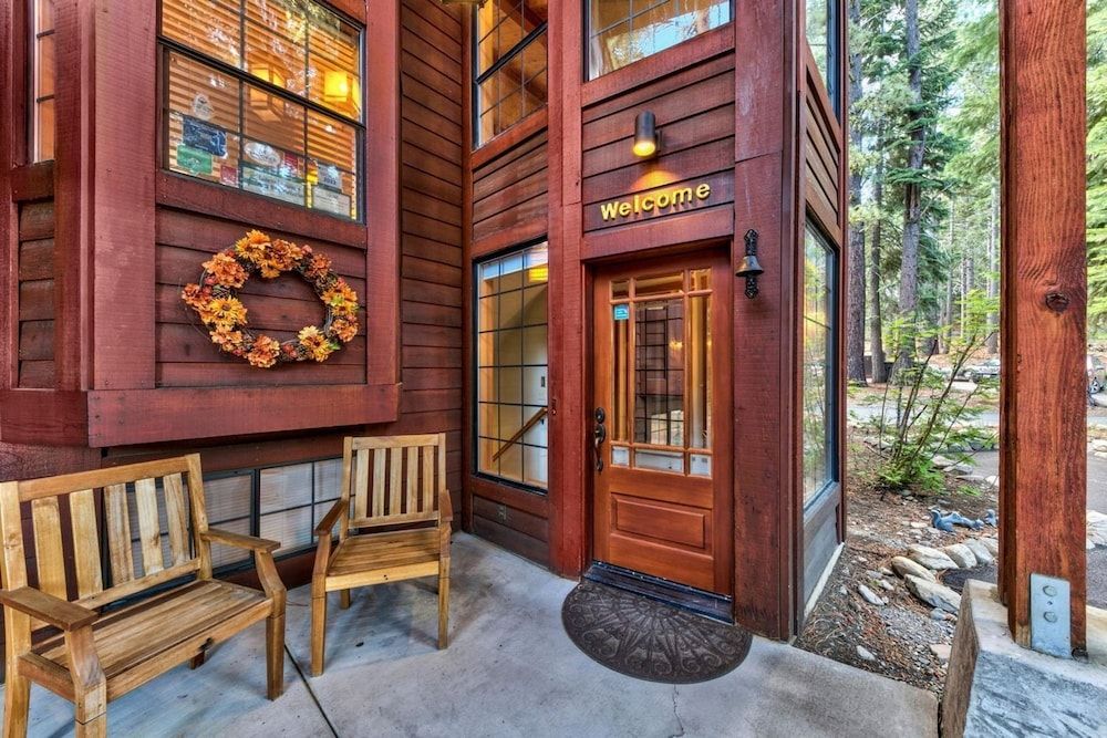 Donner Lake Inn 2