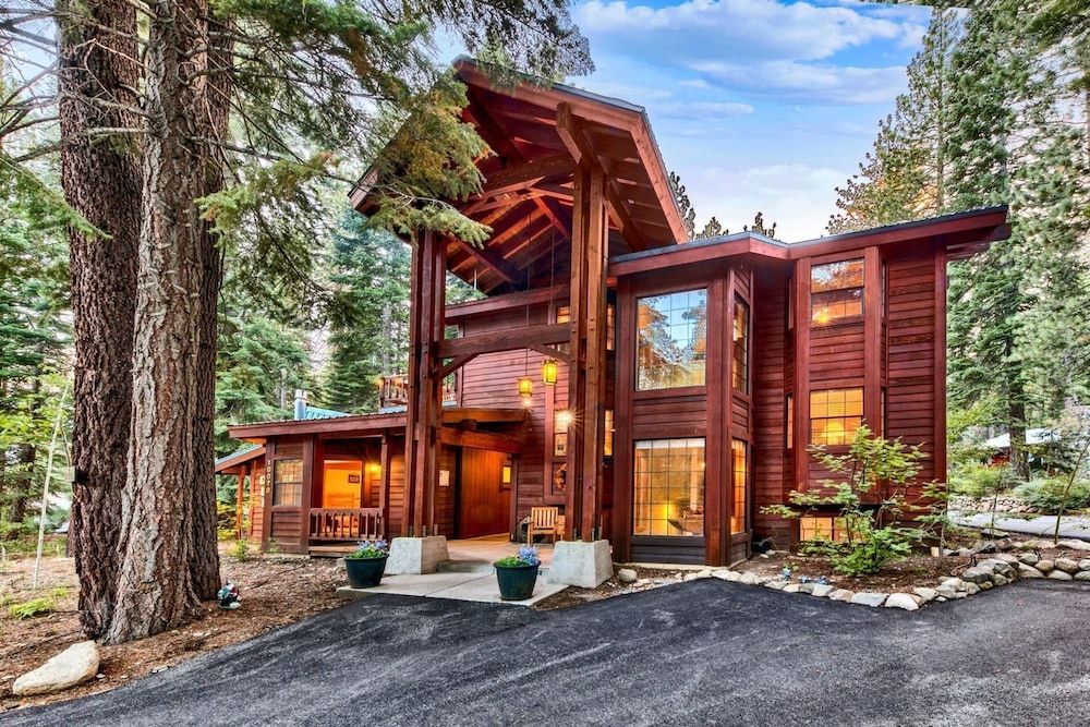 Donner Lake Inn 4 estrelas em Truckee