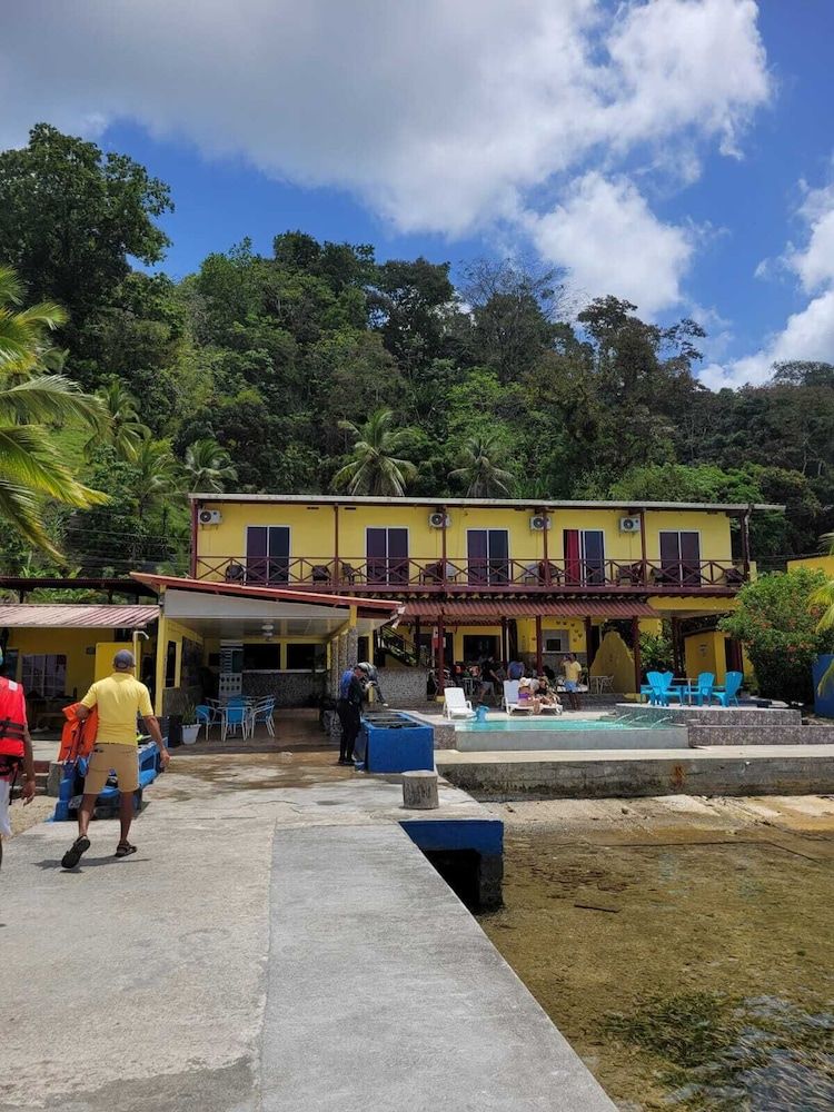 ScubaPortobelo -1 estrellas en Portobelo