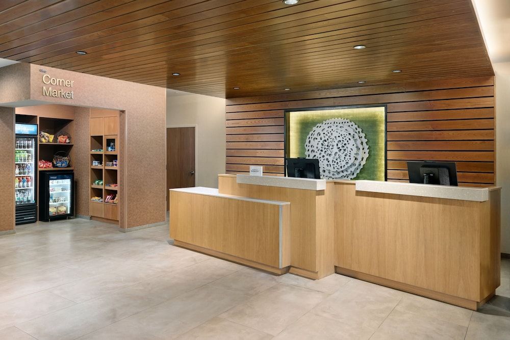 Fairfield Inn & Suites by Marriott Decatur 2