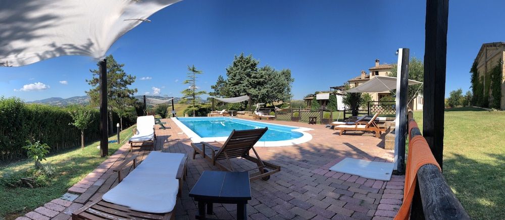 Country House Binnella -1 estrellas en Cingoli