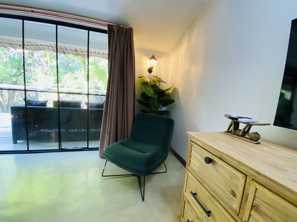 Sakae Paradise Resort 2
