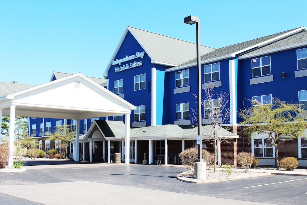 Independence Stay Hotel & Suites 2 estrelas em Marinette