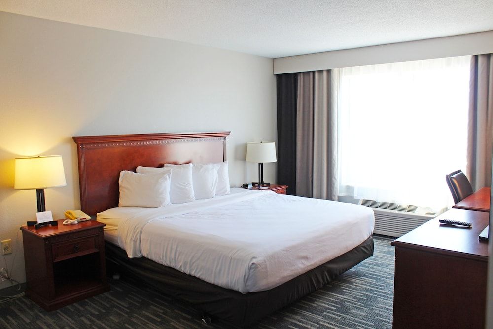 Independence Stay Hotel & Suites 3