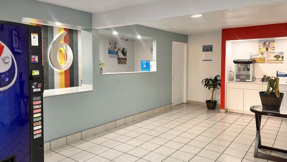 Motel 6 Borger, TX – Boom Town 2