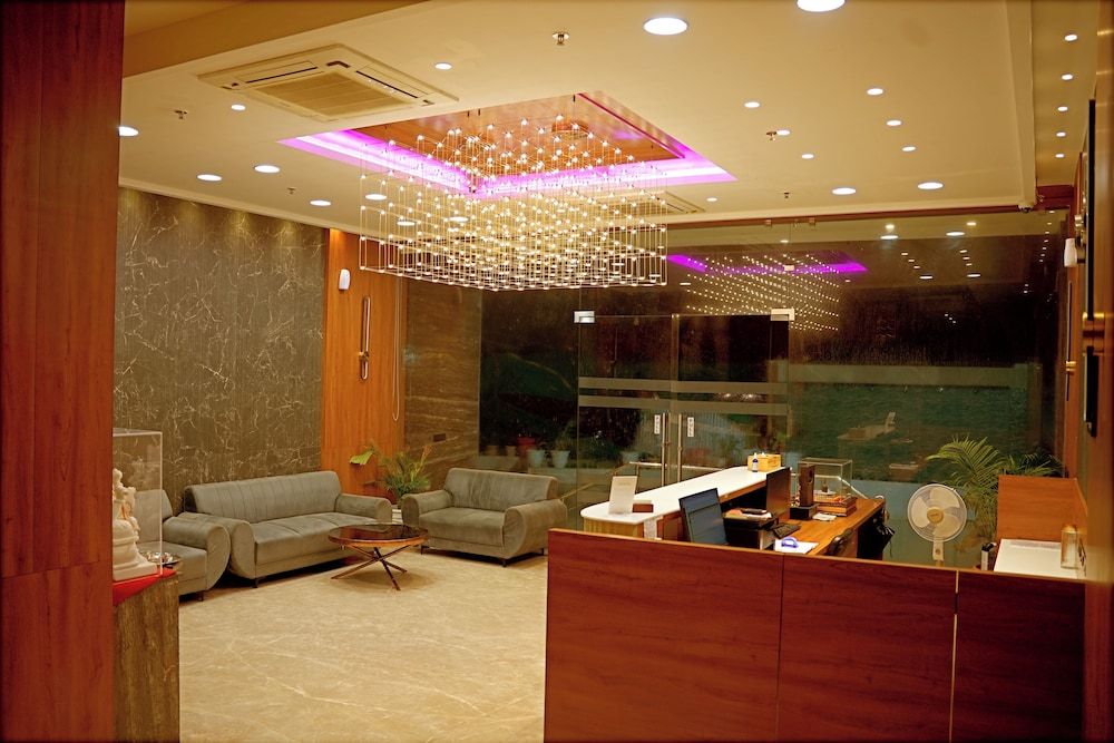 The Sky Imperial Hotel Kailash 4 estrellas en Jamnagar