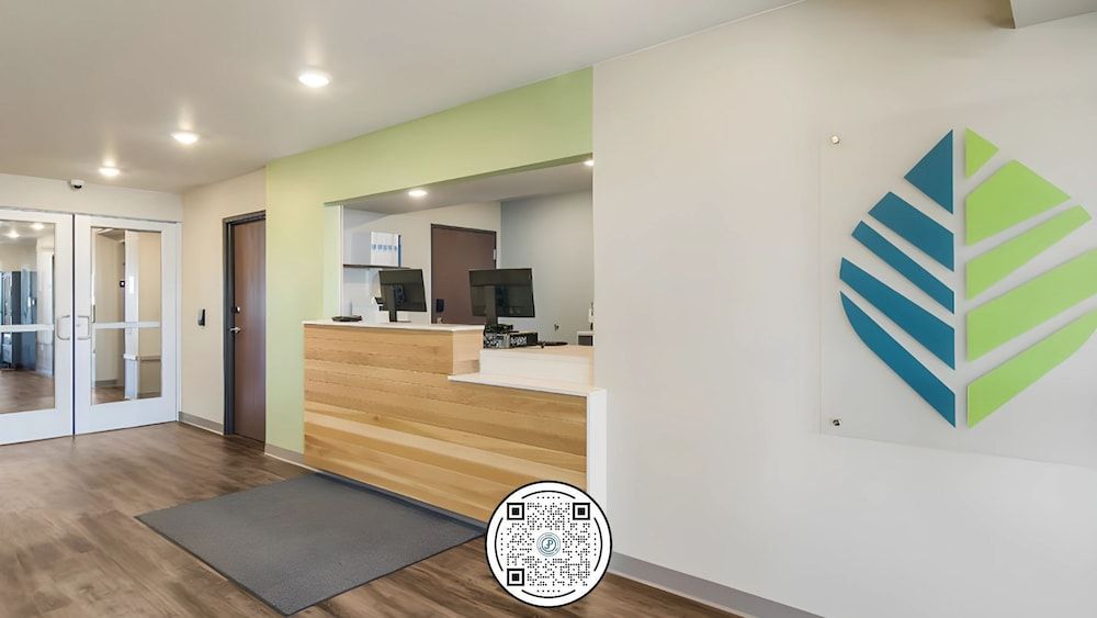 Woodspring Suites Downers Grove - Chicago 3