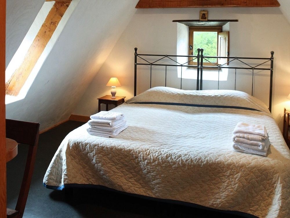 Chambre D'hôtes La Rossillonie 3