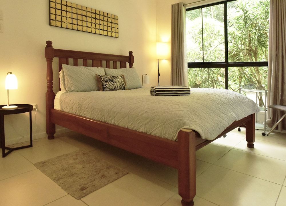 Misty Mountains Rainforest Retreat 2