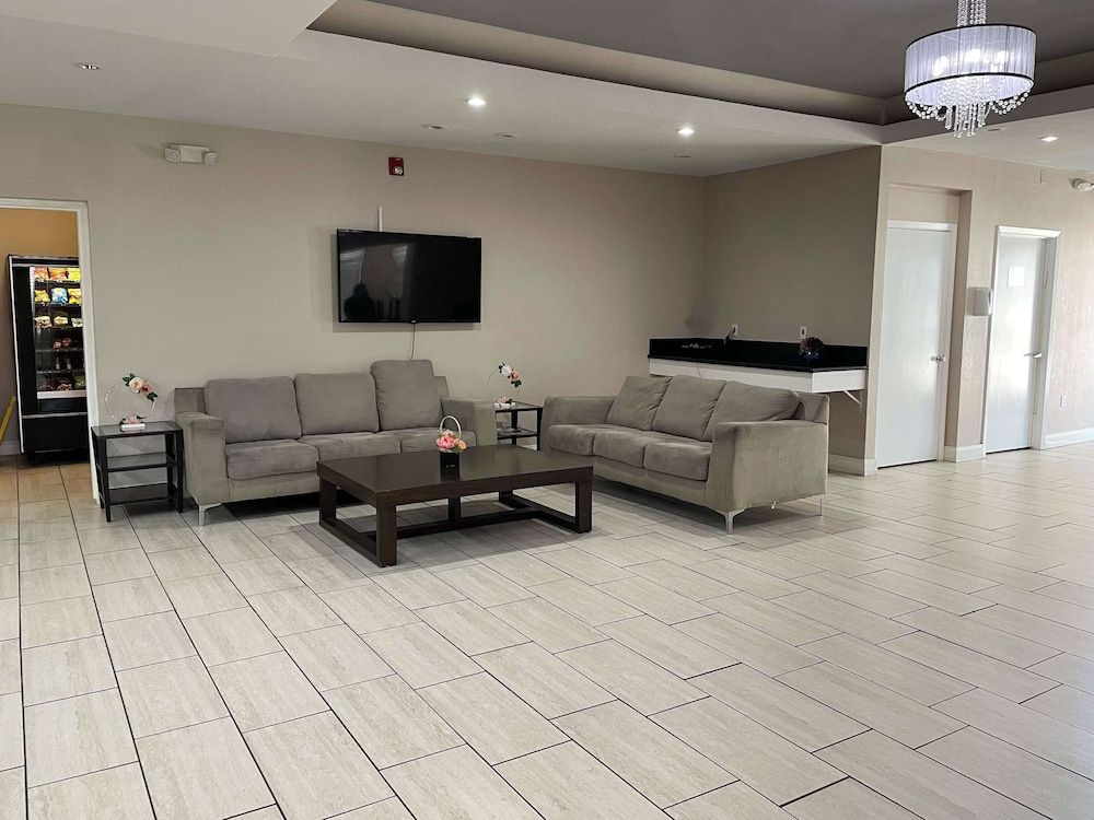 Studio 6 Suites North Richland Hills, TX 3