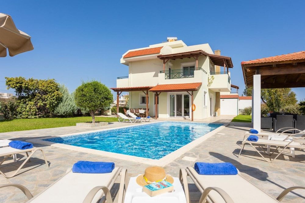 Hermione Villa in Gennadi 2