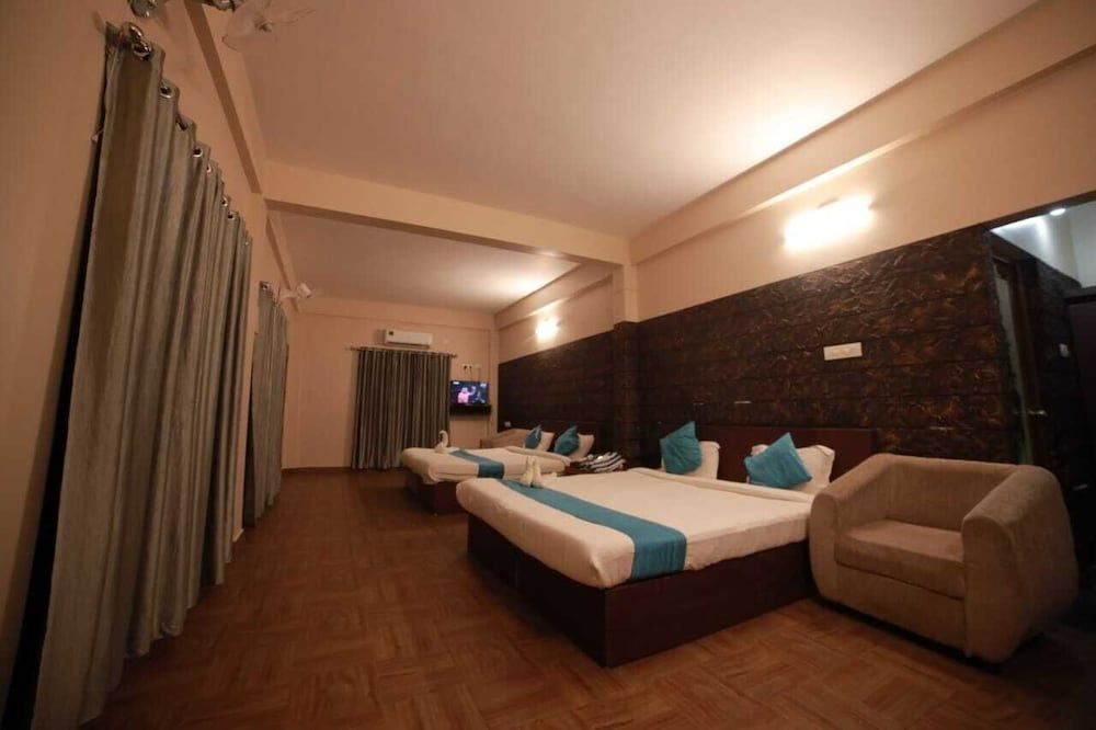 Misty Dam Resort 3