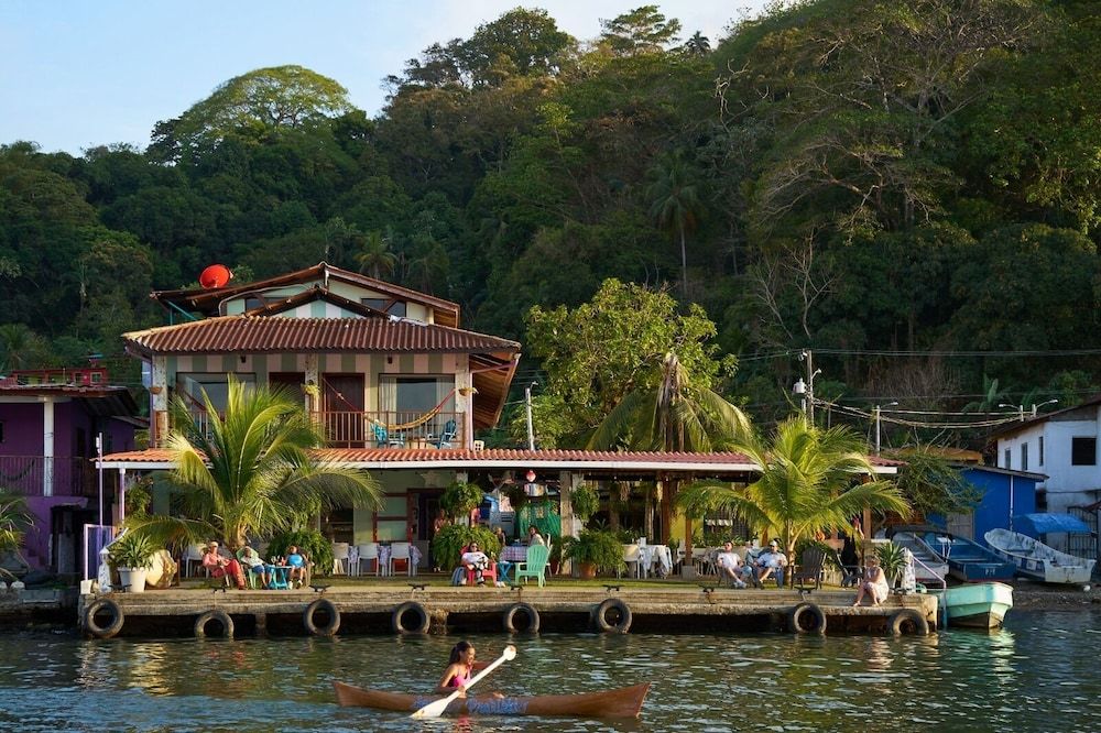 Casa Congo - Rayo Verde - Restaurante -1 estrellas en Portobelo