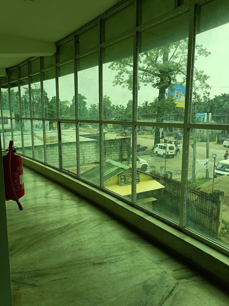 Hotel Yuvraj Palace 2 estrellas en Chutiyā Mīrigaon