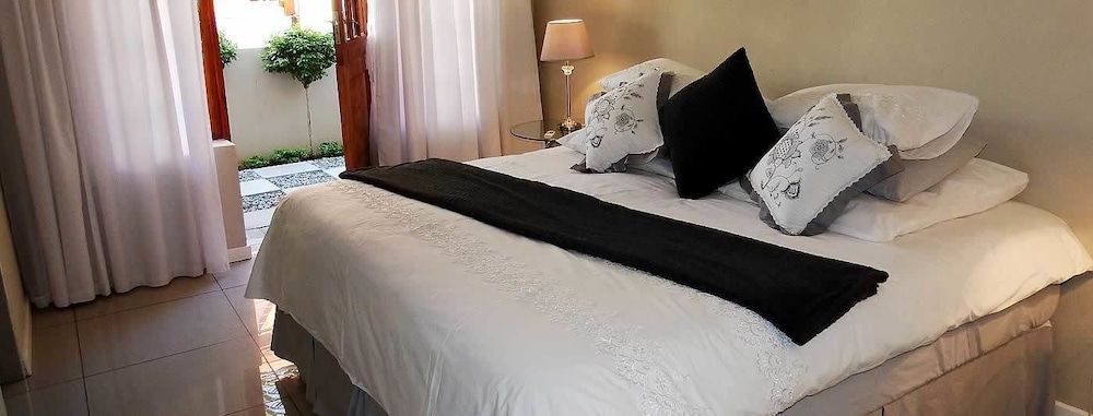 Tri-Angle B&B 3