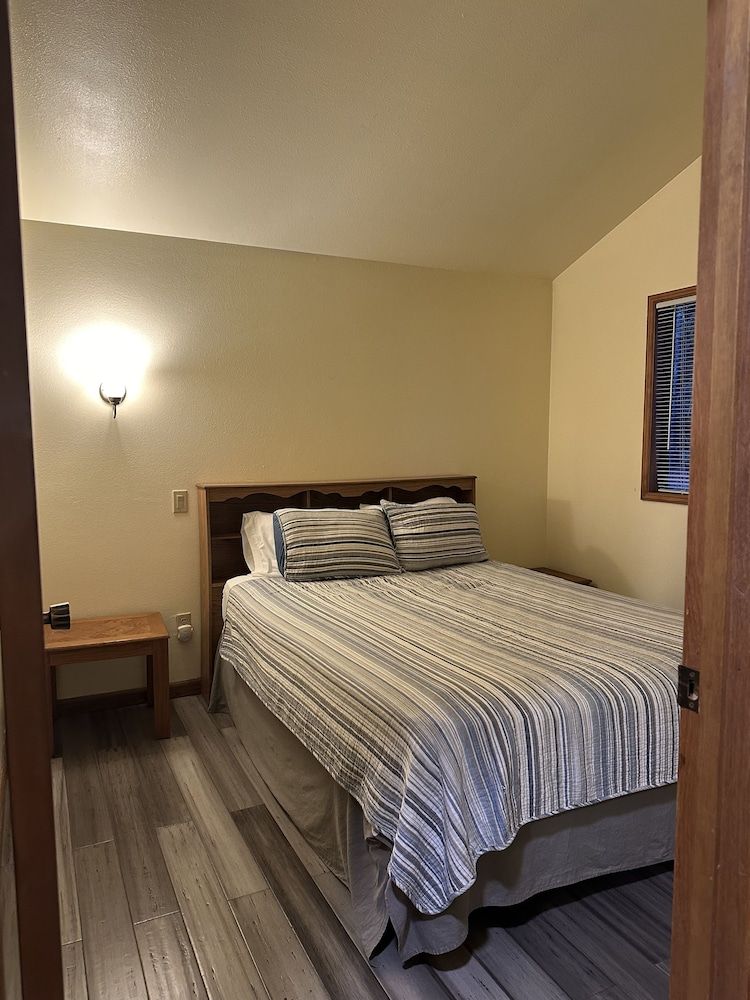 Glacier Peak Resort 3