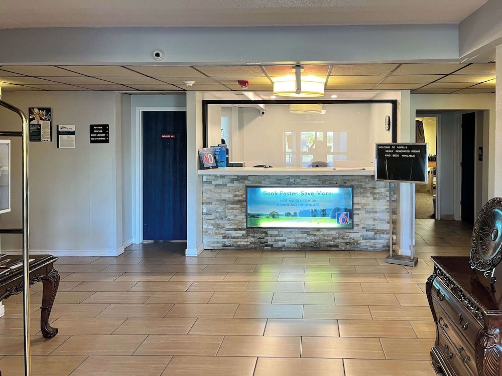 Studio 6 Suites Springfield, OH 2