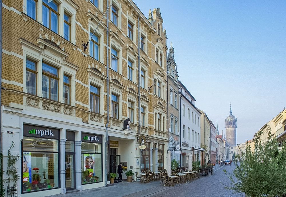Boutique Hotel Schwarzer Baer -1 estrellas en Lutherstadt Wittenberg
