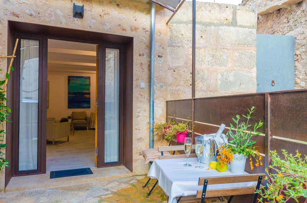 Es Reco in Costitx With 2 Bedrooms and 2 Bathrooms 2