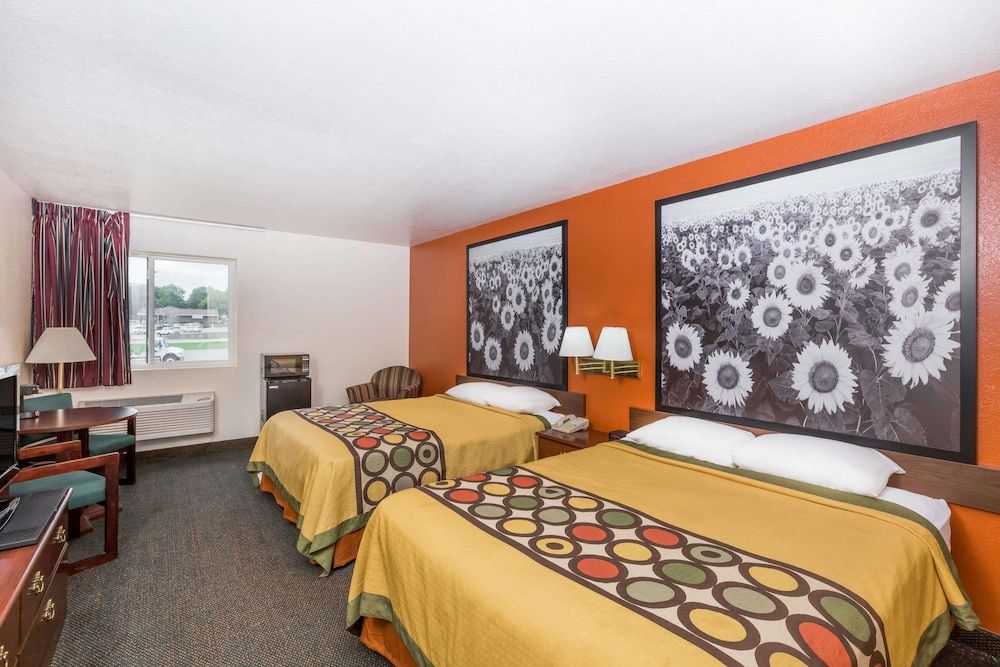 Super 8 by Wyndham Holton 2 estrellas en Holton