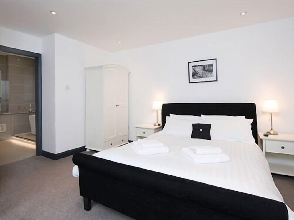 Heaps House 3
