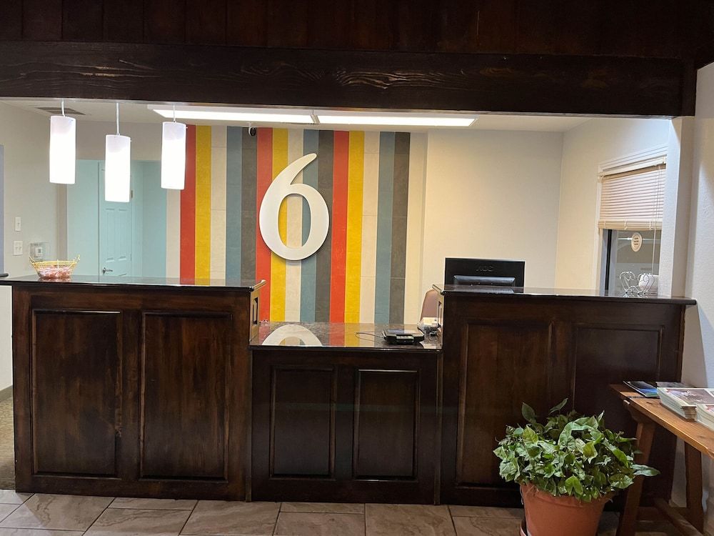 Motel 6 Junction, Texas - Llano River 3