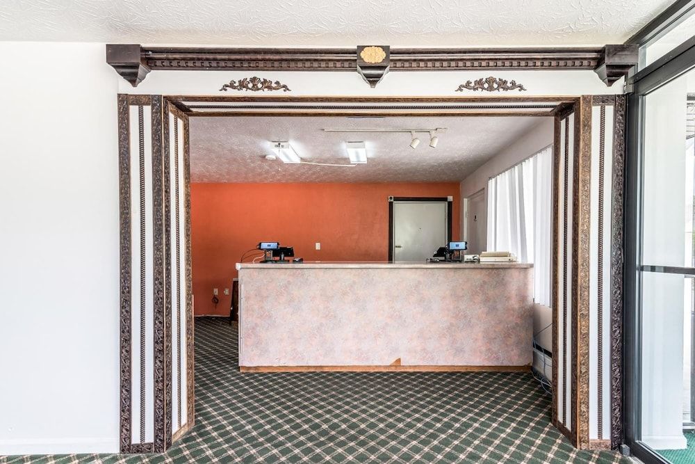 Motel 6 Attalla, AL 2