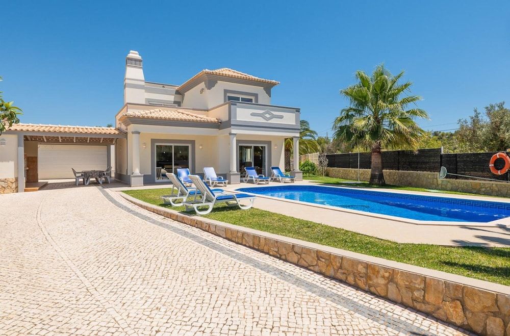 Villa Tavagueira in Guia 3