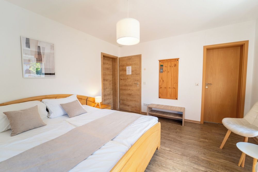Gästehaus Mack -1 estrellas en Trittenheim