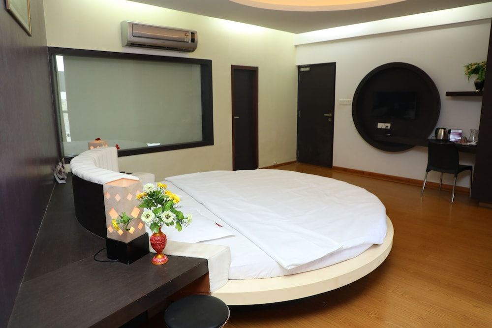 VITS Select Grand Inn, Ratnagiri 3