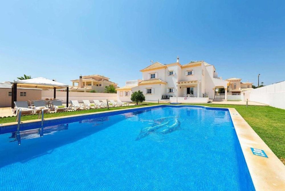 Villa Marlene in Guia -1 estrellas en Guia