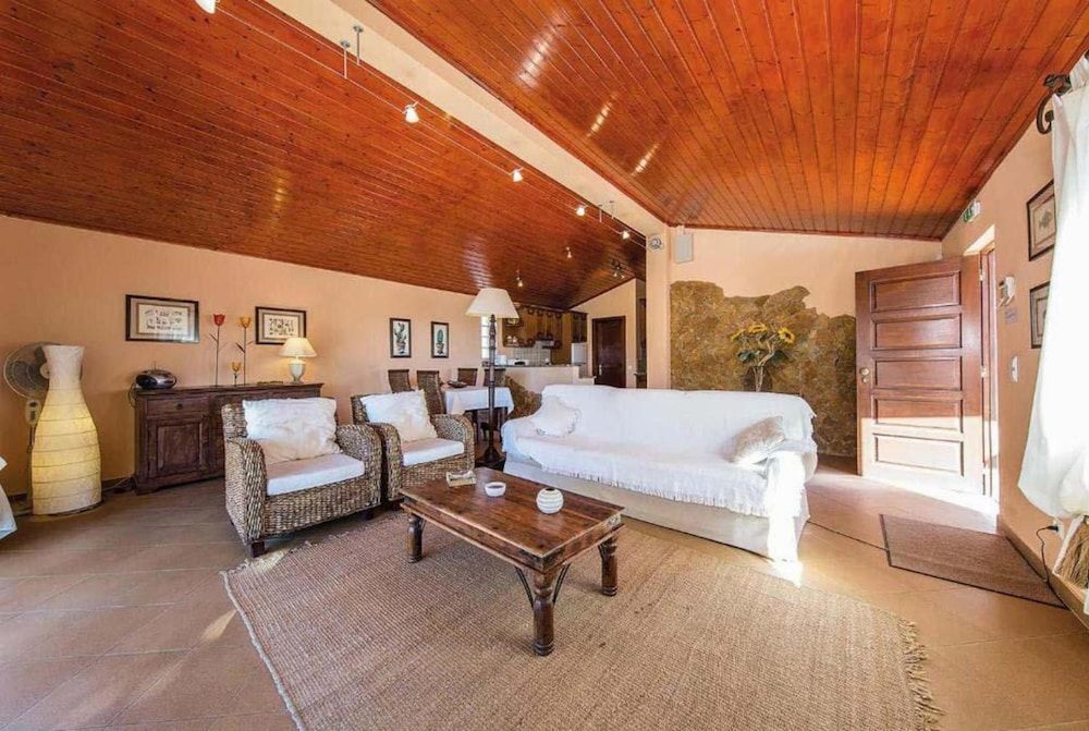 Villa Irene in Mexilhoeira Grande 2