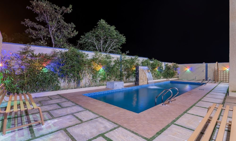Itsy Hotels Kurinji Stay Inn With Swimming Pool 3 estrellas en Yelagiri