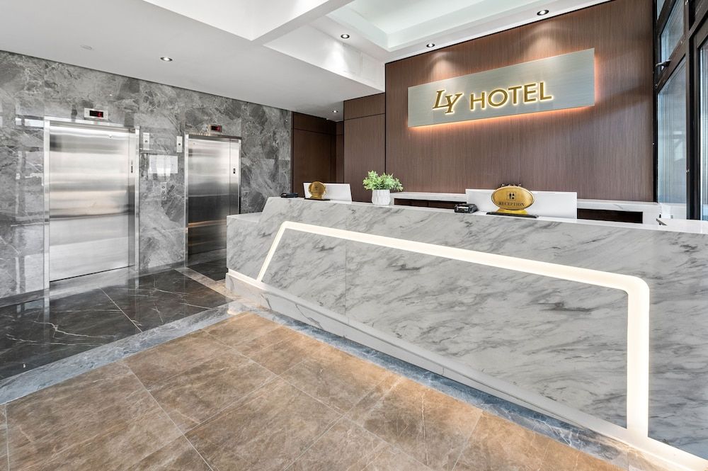 Ly New York Hotel 3