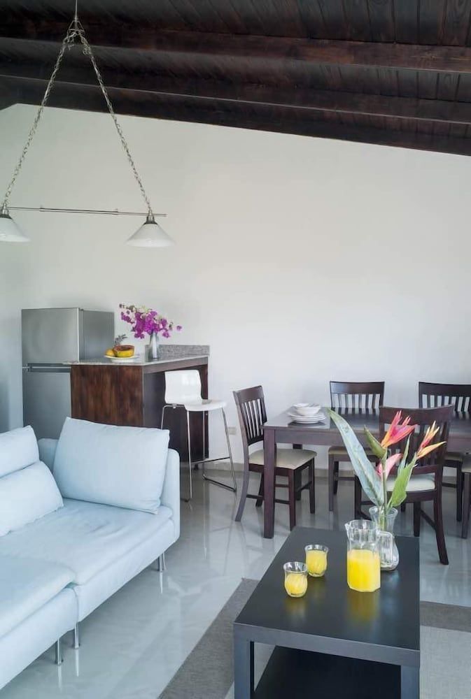 The Vue Apartment Hotel 2