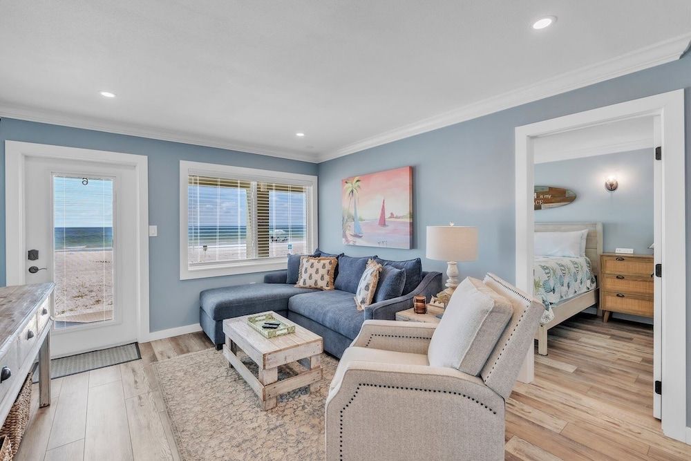 Shell Cove 106 2 Bedroom Condo by RedAwning 3