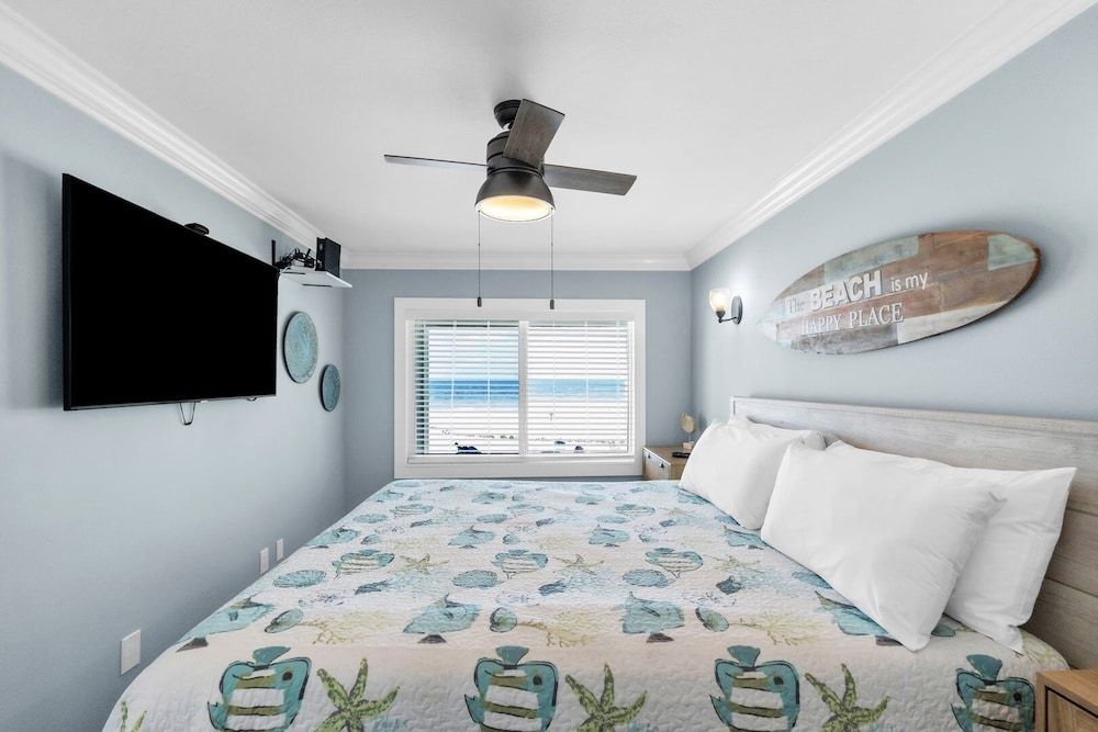 Shell Cove 106 2 Bedroom Condo by RedAwning 2