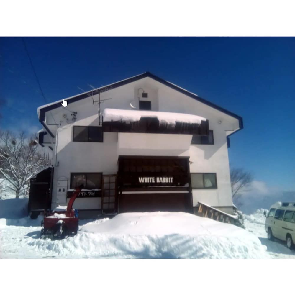 Rental Lodge WHITE RABBIT Madarao kogen Cottage RABBIT 2 estrellas en Iiyama