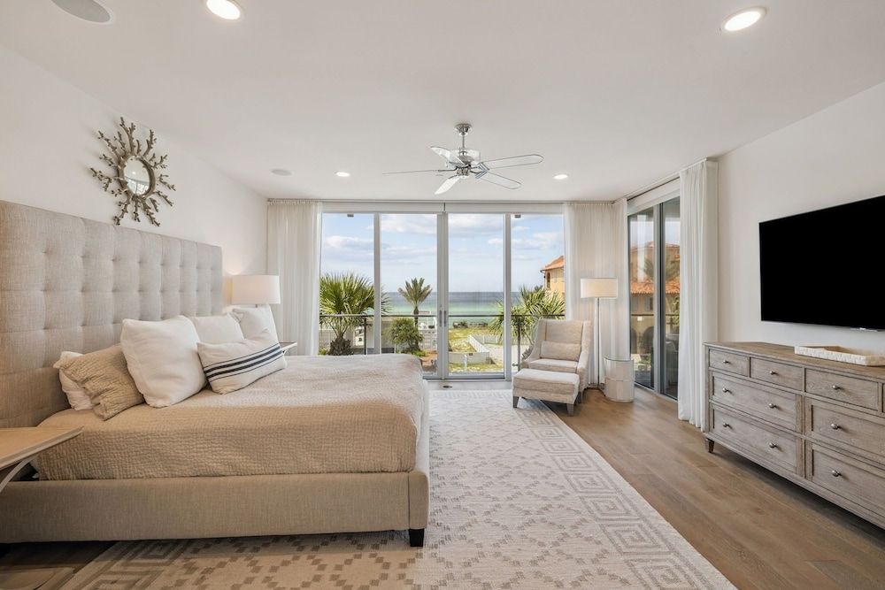 Amazing Gulf Views #203 Viridian At Seagrove 3 Bedroom Condo by RedAwning 2