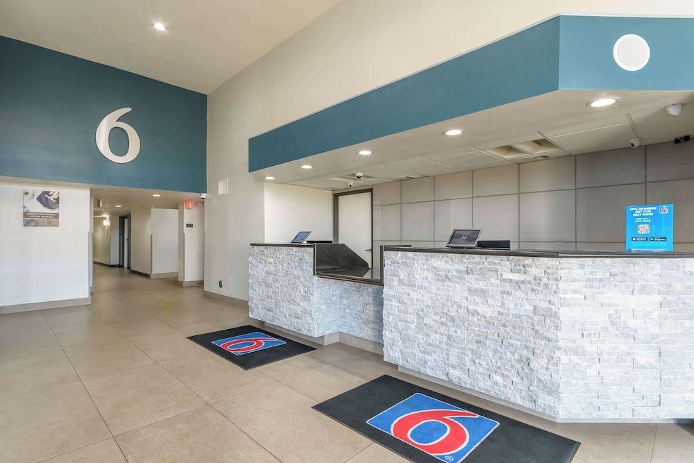 Studio 6 Suites Perris, CA 3