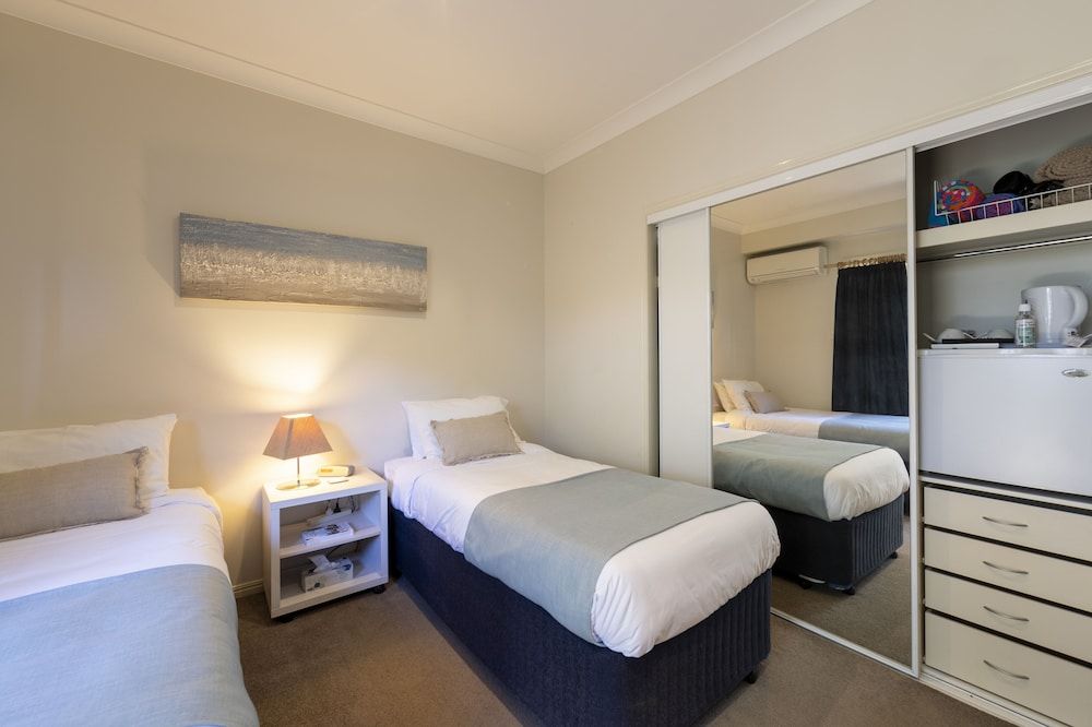 Beach House Bed & Breakfast 2