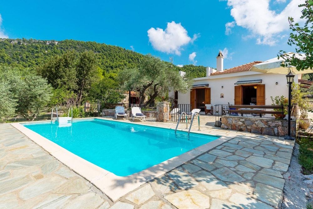 Villa Ioanna in Skopelos -1 estrellas en Alikias