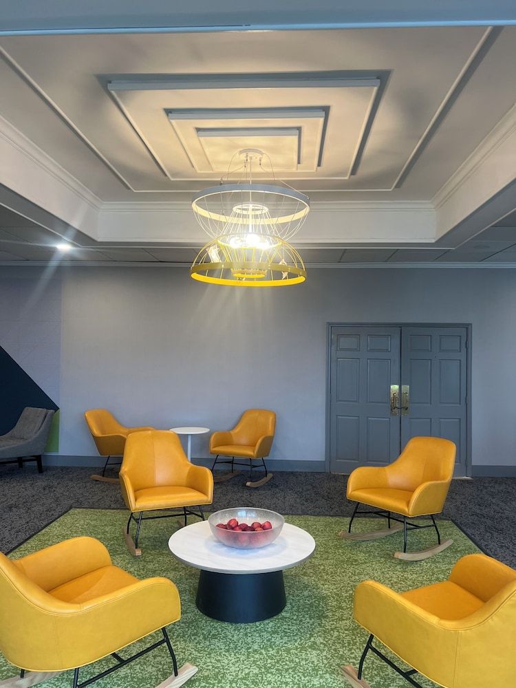 Spark by Hilton Lockport 2