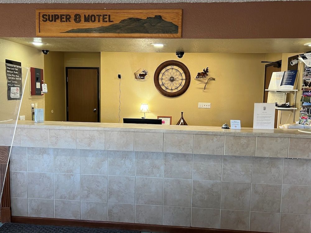 Super 8 by Wyndham Trinidad 2