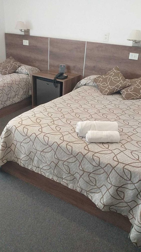 HOTEL ROMA TANDIL 3
