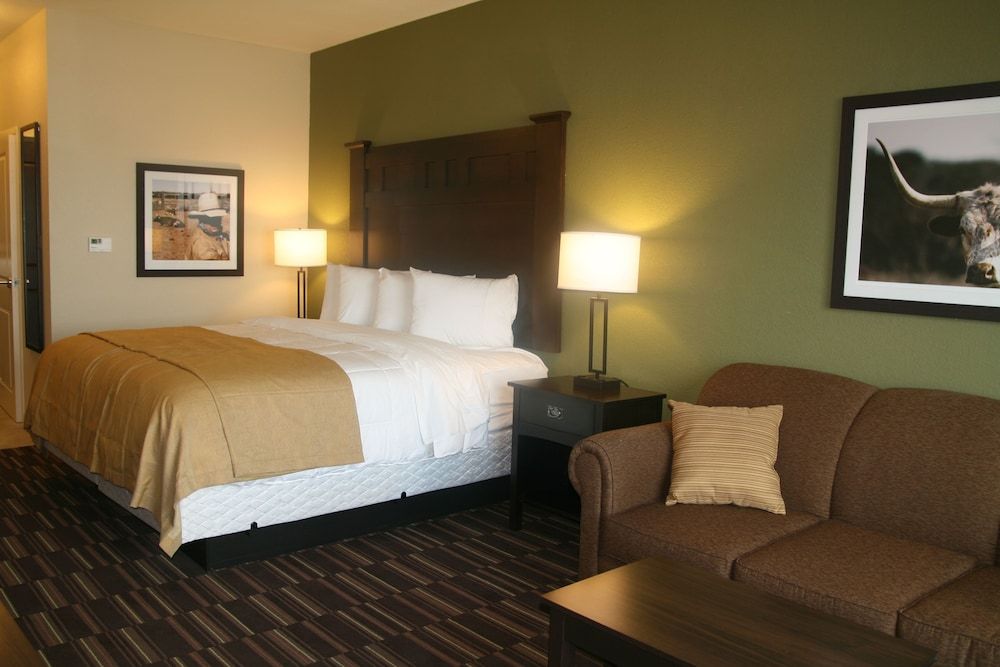 Comfort Inn & Suites Beeville 3