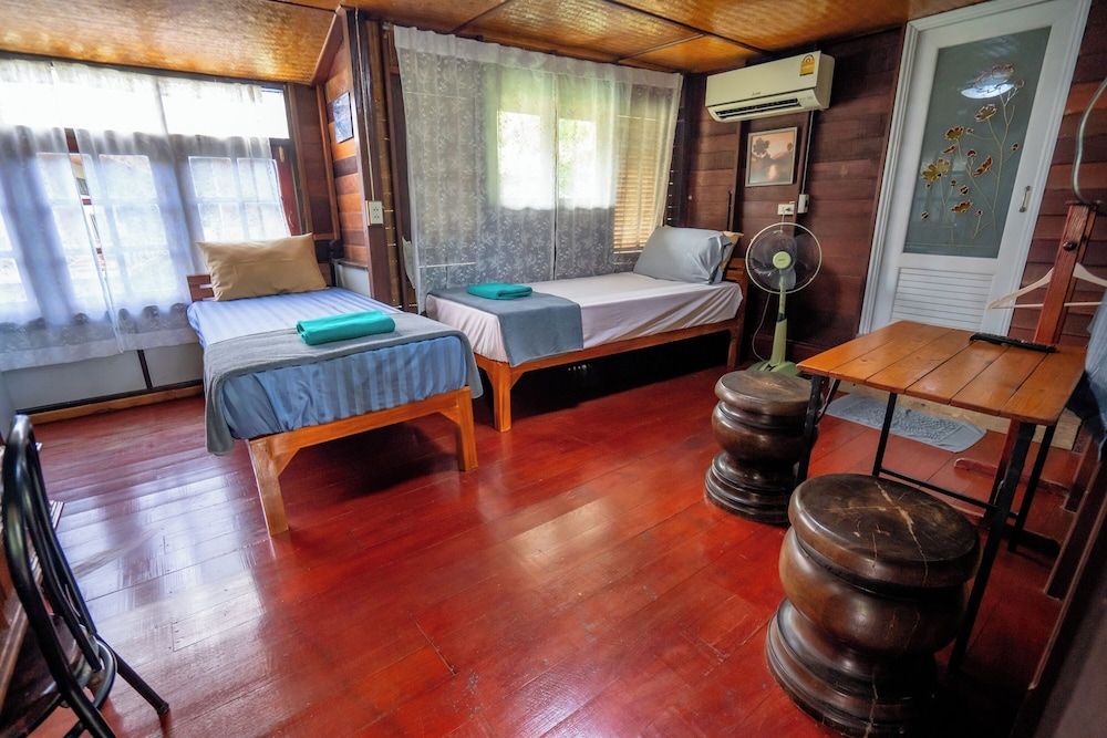 Ban Suan Bang Toei Homestay 3