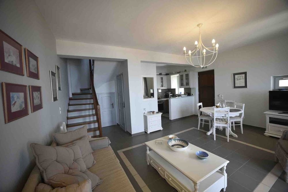 Heliades maisonettes -1 estrellas en Mithimna
